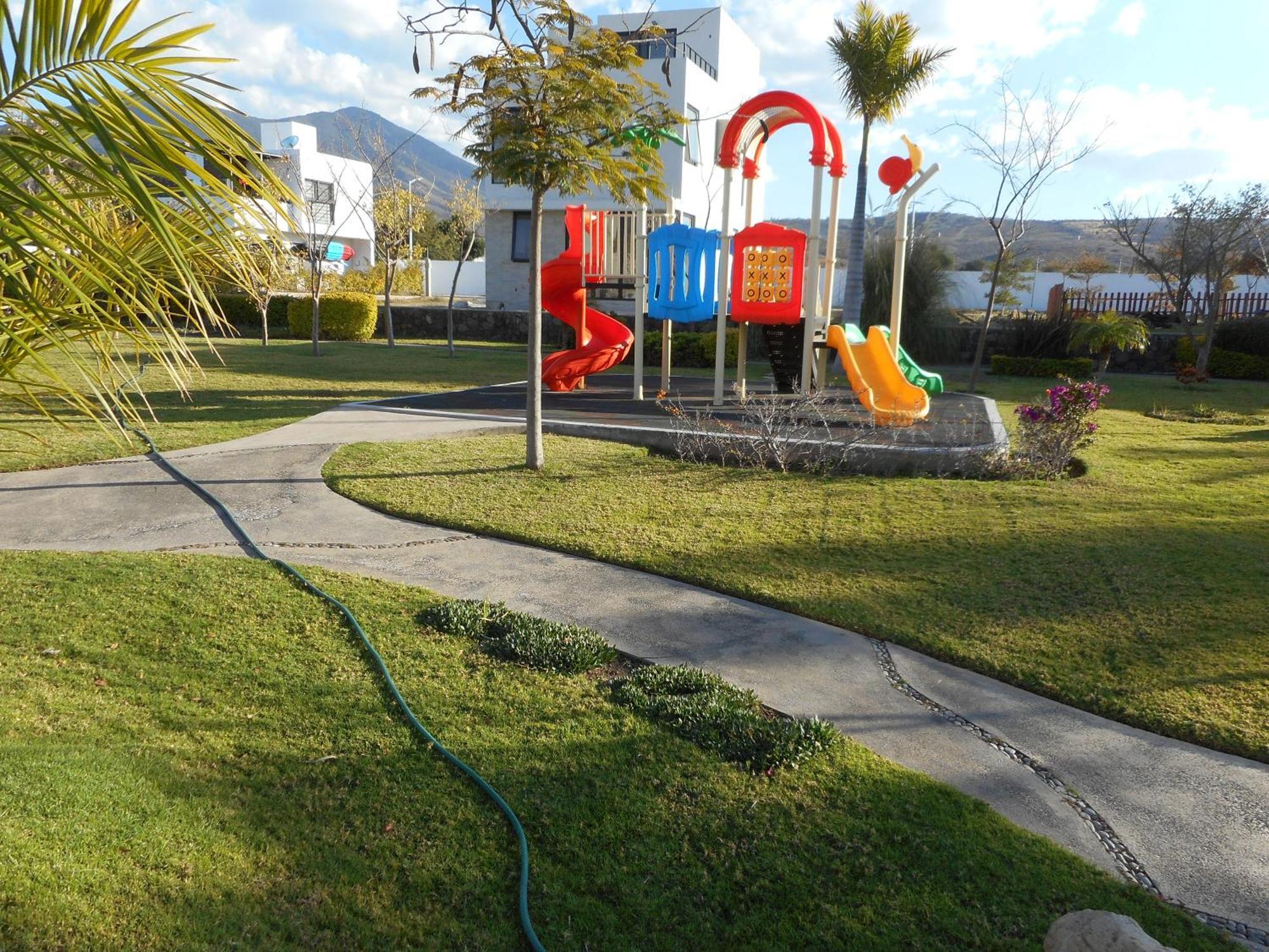 Hermosa Casa En Orilla Del Lago -Zona De Villedos- San Cristobal Zapotitlan Bagian luar foto